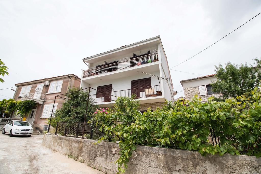 Apartment Peran Šibenik Exteriör bild