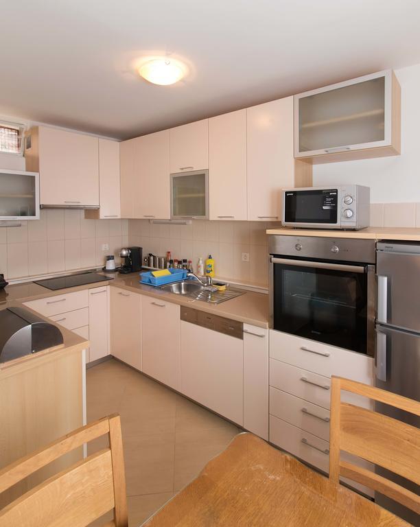 Apartment Peran Šibenik Exteriör bild